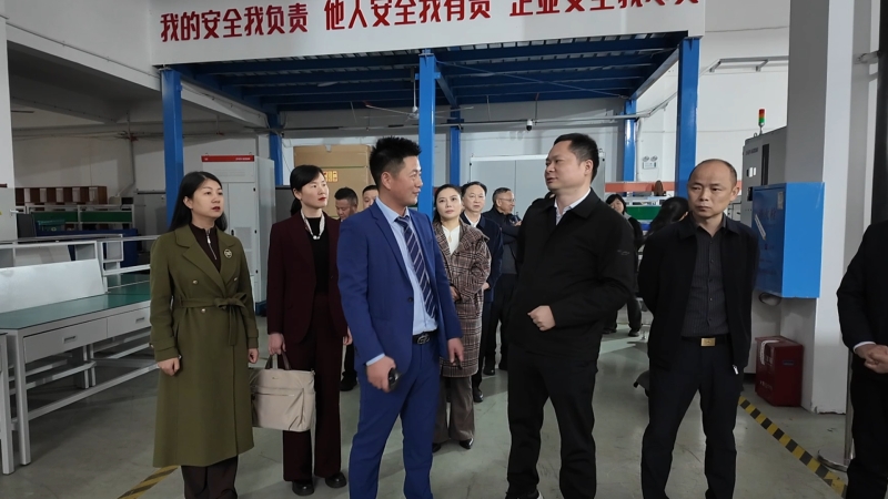 周登高赴株洲招商考察